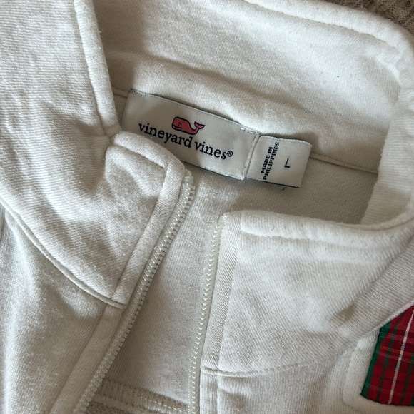 Vineyard Vines Sweatshirt - Picture 3 of 3